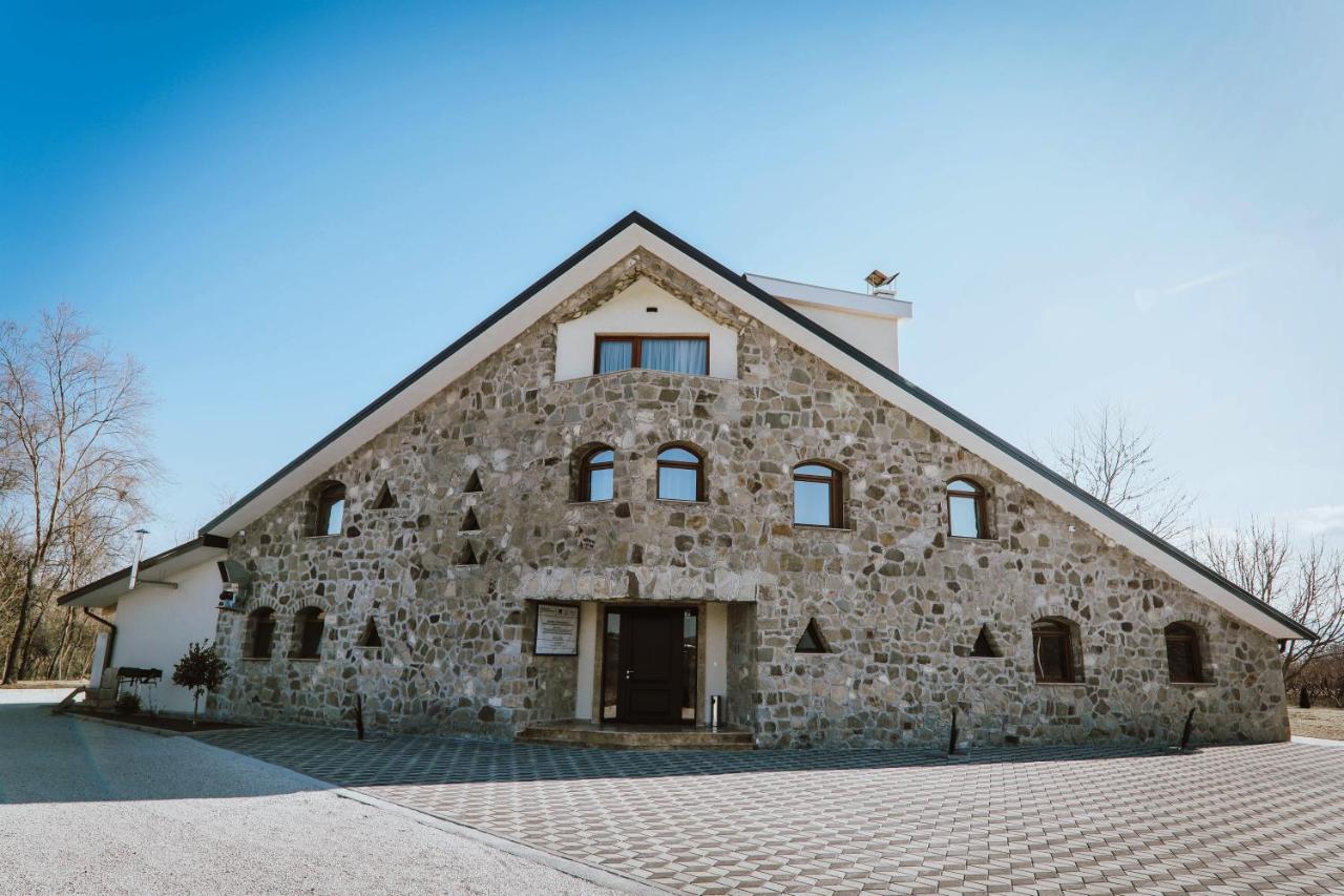 Lazar Winery Tourism B&B Rosoman Exterior foto